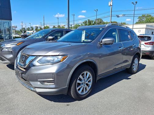 2017 Nissan Rogue SV