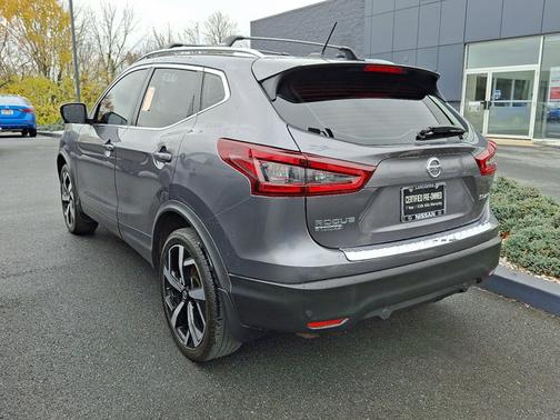 2022 Nissan Rogue Sport SL