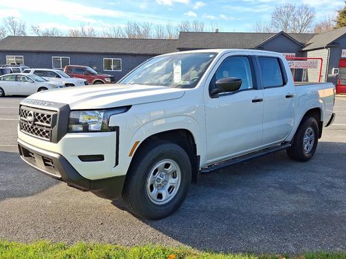 2022 Nissan Frontier S