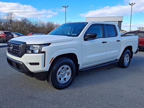 2022 Nissan Frontier S