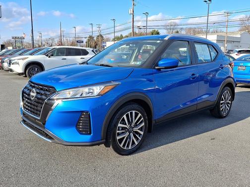 2023 Nissan Kicks SV