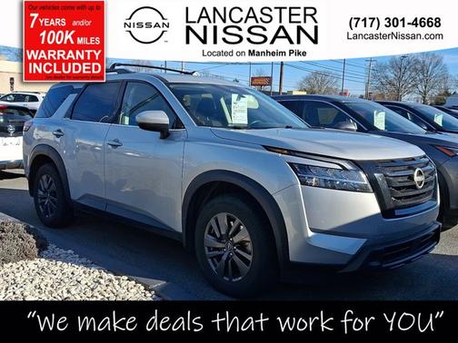 2022 Nissan Pathfinder SV