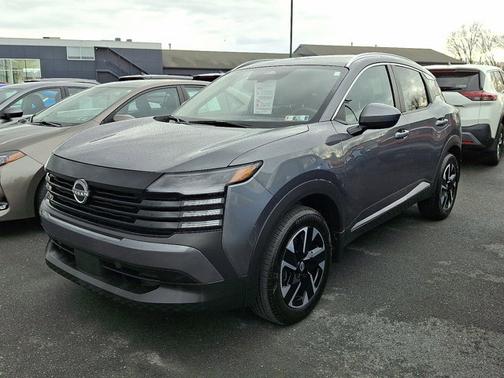 2025 Nissan Kicks SV