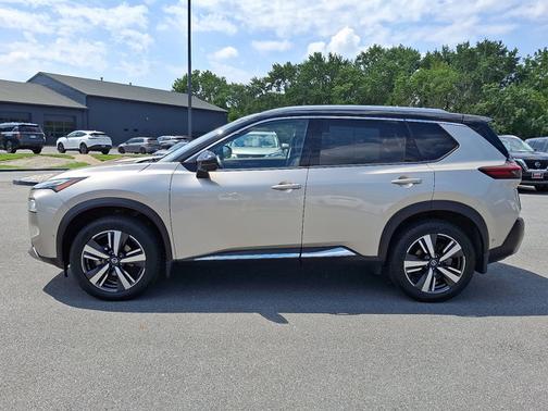 2021 Nissan Rogue Platinum