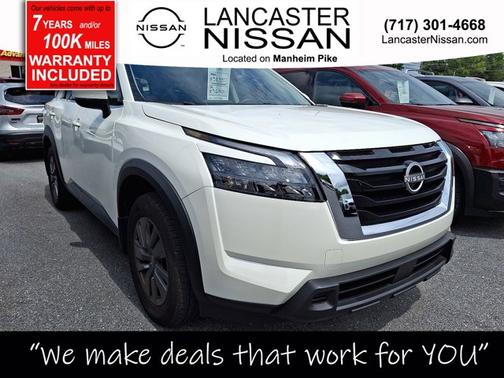 2024 Nissan Pathfinder SV