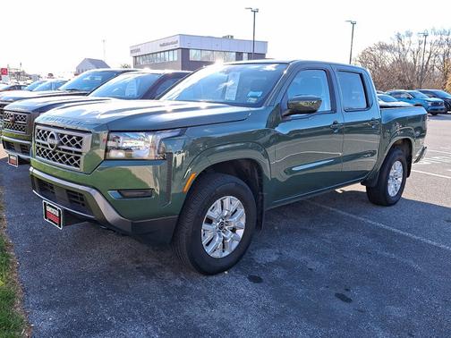 2023 Nissan Frontier SV