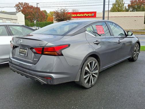 2022 Nissan Altima 2.5 SR