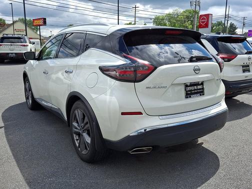 White 2023 Nissan Murano Platinum
