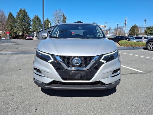 2022 Nissan Rogue Sport SL