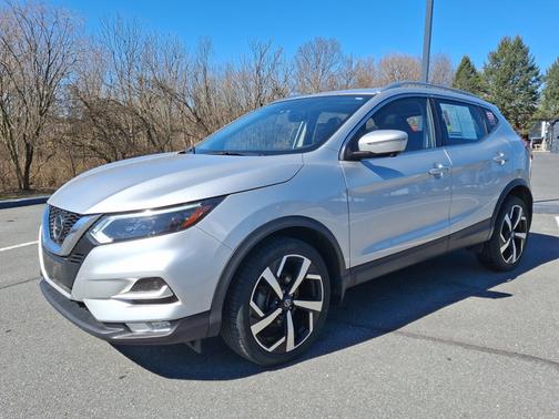 2022 Nissan Rogue Sport SL