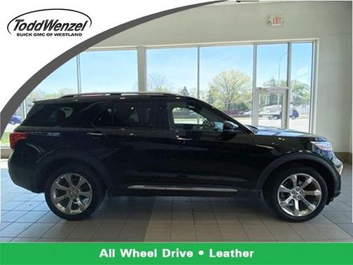 Photo 1 of 26 of 2020 Ford Explorer Platinum