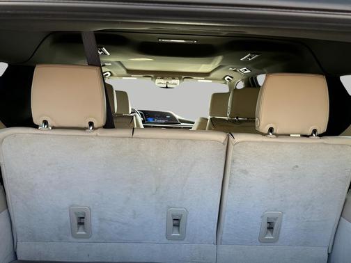 2022 Cadillac Escalade ESV Premium Luxury