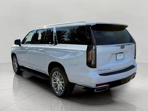 2022 Cadillac Escalade ESV Premium Luxury
