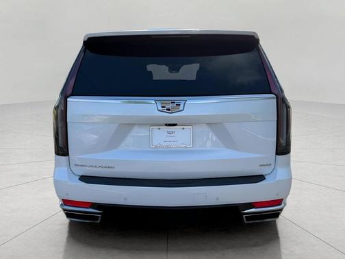 2022 Cadillac Escalade ESV Premium Luxury