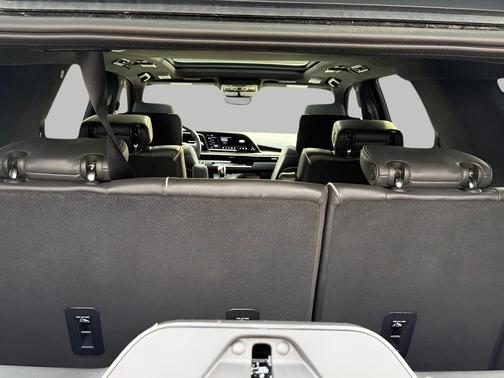 2022 Cadillac Escalade Sport Platinum