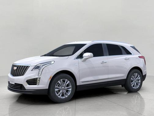Crystal White Tricoat 2026 Cadillac XT5 Luxury