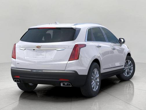 Crystal White Tricoat 2026 Cadillac XT5 Luxury