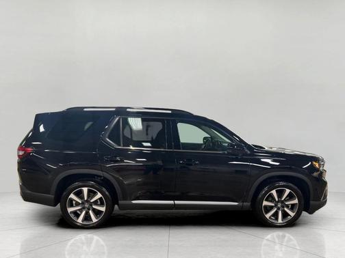 2023 Honda Pilot AWD Elite