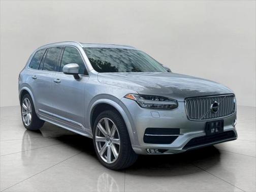 2019 Volvo XC90 T6 Inscription