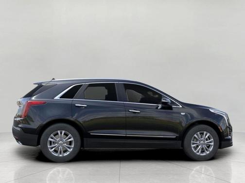 Stellar Black Metallic 2026 Cadillac XT5 Luxury