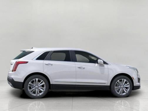Crystal White Tricoat 2026 Cadillac XT5 Premium Luxury