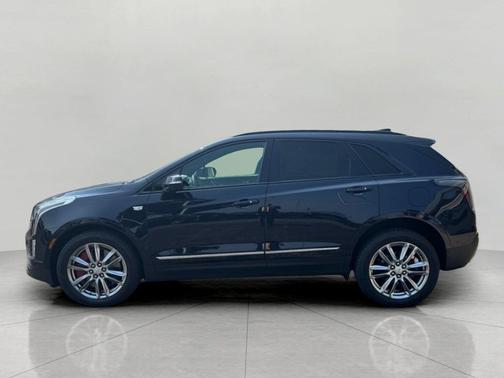 2022 Cadillac XT5 Sport