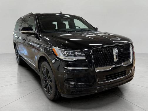 INFINITE BLACK MET CC 2024 Lincoln Navigator Reserve