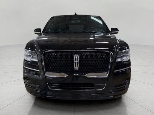 INFINITE BLACK MET CC 2024 Lincoln Navigator Reserve