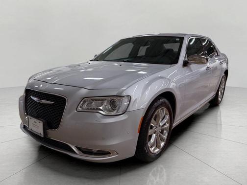 Silver Mist Clearcoat 2019 Chrysler 300 Limited