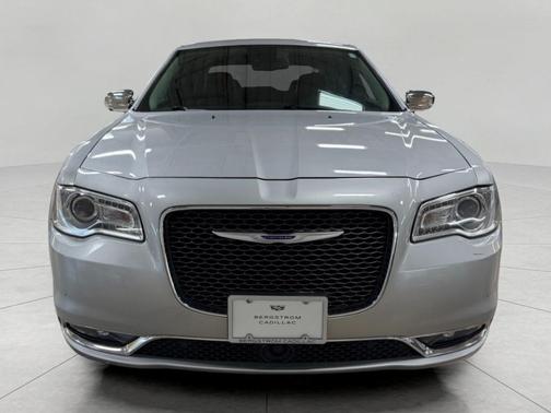 Silver Mist Clearcoat 2019 Chrysler 300 Limited
