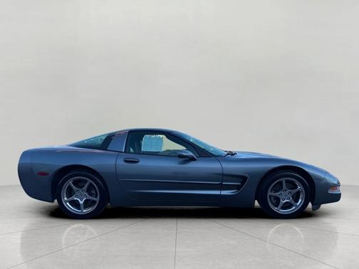 2004 Chevrolet Corvette Base