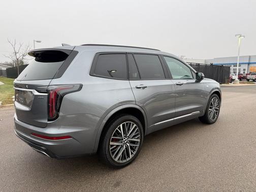 2022 Cadillac XT6 Sport AWD