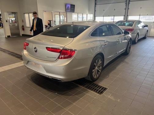 2017 Buick LaCrosse Essence