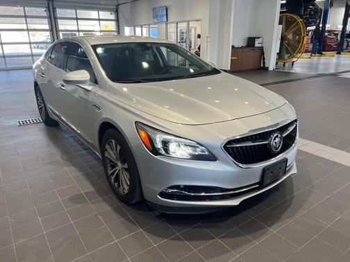 2017 Buick LaCrosse Essence