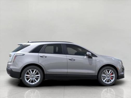 2025 Cadillac XT5 Sport