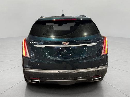 2025 Cadillac XT5 Sport