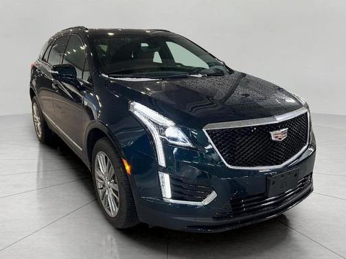 2025 Cadillac XT5 Sport