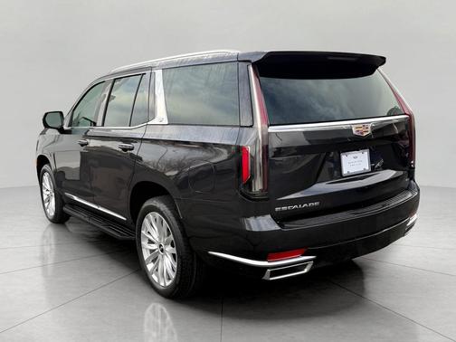 2022 Cadillac Escalade Luxury