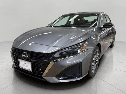 Gun Metallic 2025 Nissan Altima SV FWD