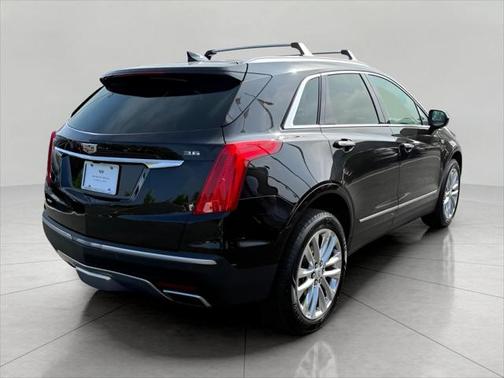 2017 Cadillac XT5 Platinum