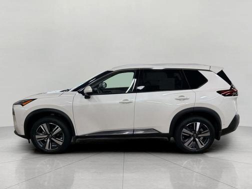 Pearl White Tricoat 2023 Nissan Rogue SL