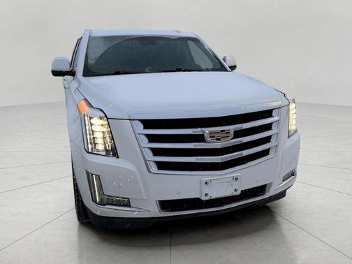 2017 Cadillac Escalade Luxury