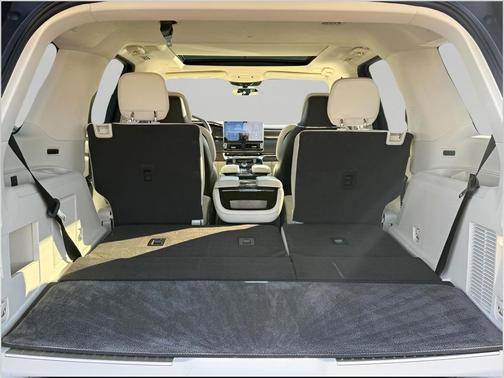 2022 Lincoln Navigator Black Label