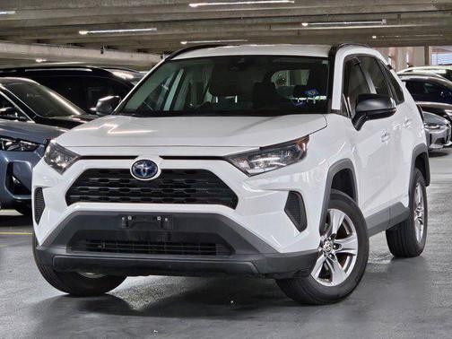 2022 Toyota RAV4 Hybrid LE