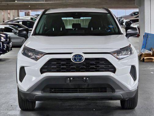 2022 Toyota RAV4 Hybrid LE