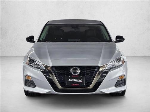 2021 Nissan Altima SR FWD