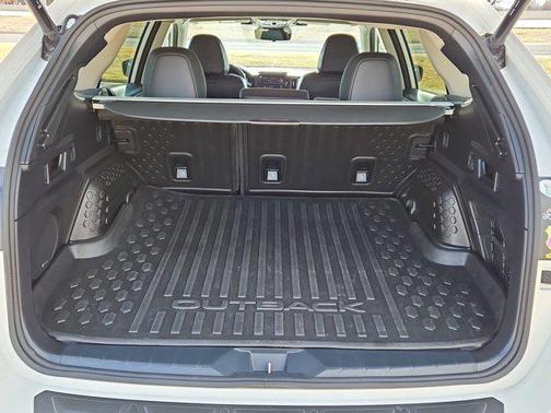 2023 Subaru Outback Touring XT