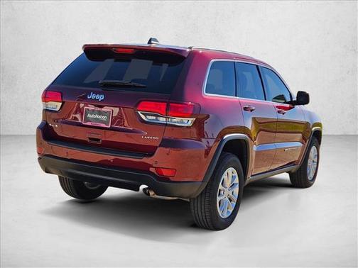 2022 Jeep Grand Cherokee Laredo