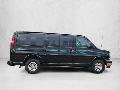 2024 Chevrolet Express 2500 LT