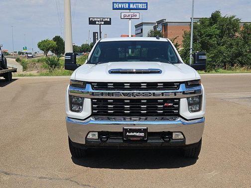 Summit White 2022 Chevrolet Silverado 2500 LT